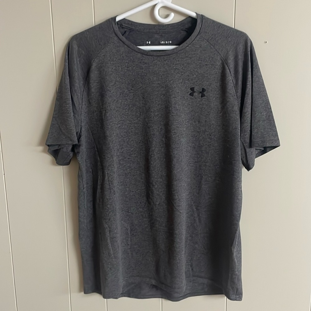 Under Armour Men’s The Tech Tee Short-Sleeve T-Shirt. Gray. Size Large.